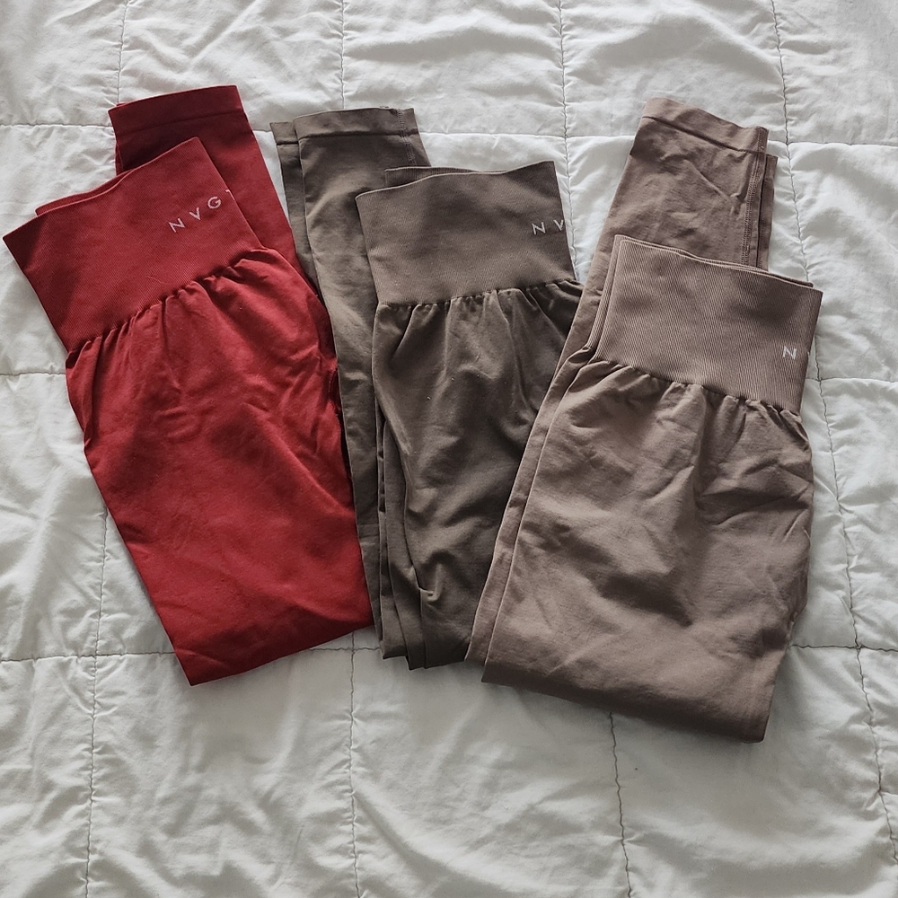 NVGTN High-Waisted Leggings Trio in Red, Green, and Tan